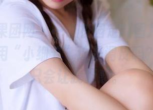 GIRLT果团网 - 一组校园定制图片，尹意纯居然用“小细节”这是调皮吗？不过就只会让我疑惑。