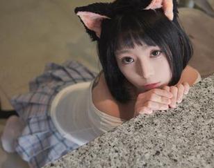 又来了，Maruemon(마루에몽)的女神写真更新——像自拍，但好像更有仪式感！