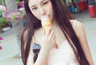 QingDouKe青豆客 - 套图中的高跟鞋，上演了原图未能捕捉的纯小希与地面之间的较量！
