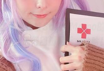 小心，你可能会被Sayo Momo的裸足定制作品迷得四脚朝天，哈哈！