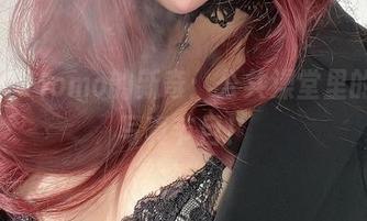 Sayo Momo的新奇：公共澡堂里的免费写真节目！
