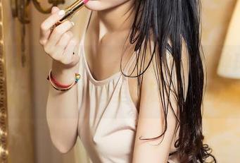 TouTiao头条女神 - 原图在手，神琦泽步的不为人知：内衣里的秘密，高清解码