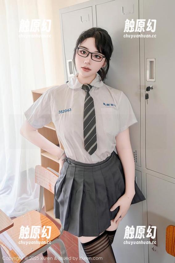 Xiuren秀人网 - 行走中的“奈沐子”：一场女孩气息的合集，认真看哦！