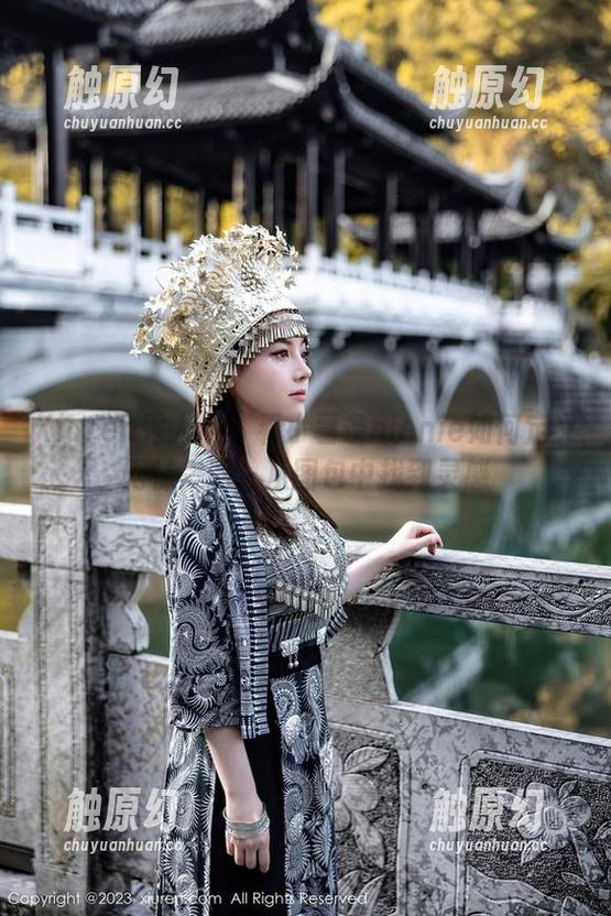 Xiuren秀人网 - 看小薯条nienie如何定义网袜美图，从图包中找到灵感