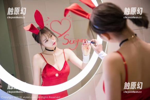 Xiuren秀人网 - 悠悠YOYO在天台的写真更新，随意的姿态真的是“非比寻常”啊。