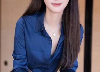 Xiuren秀人网 - 李若汐的比基尼写真分享——一旦滑动，根本停不下来？