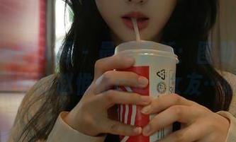 Xiuren秀人网 - 最新更新：图册里藏着我眼中的赵惟依coco女友…嘿嘿