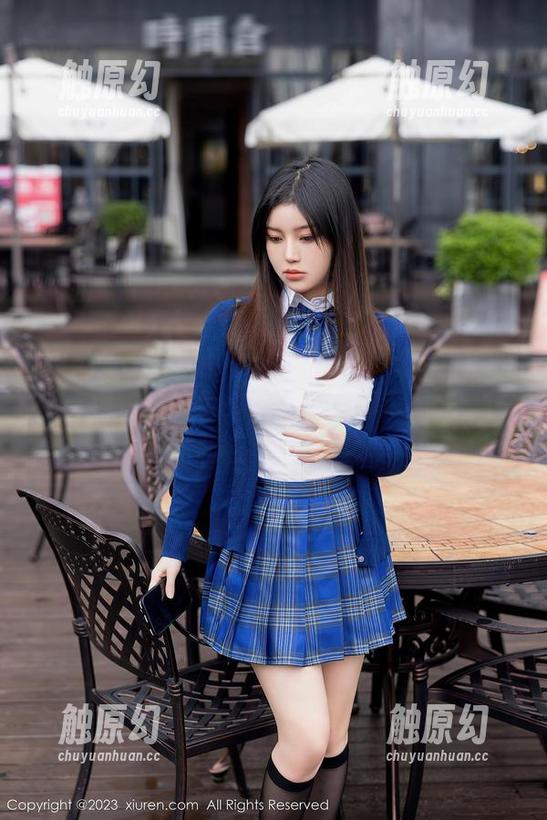 Xiuren秀人网 - 当陶喜乐_lele遇上吊带：你看那颜色，我的眼睛都闪着光，原图和合集无间道。