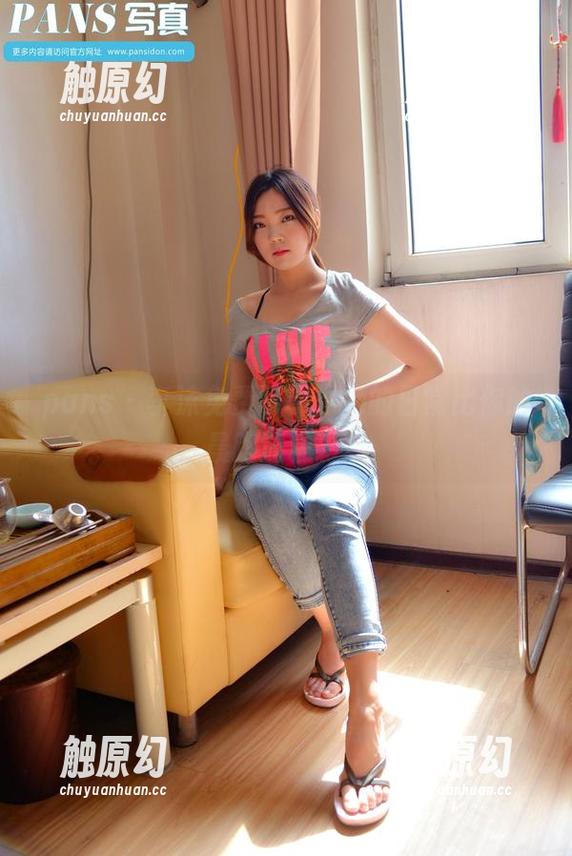 pans-李沫 pans - 李沫免费写真:她的日常比你的晨跑还精彩!