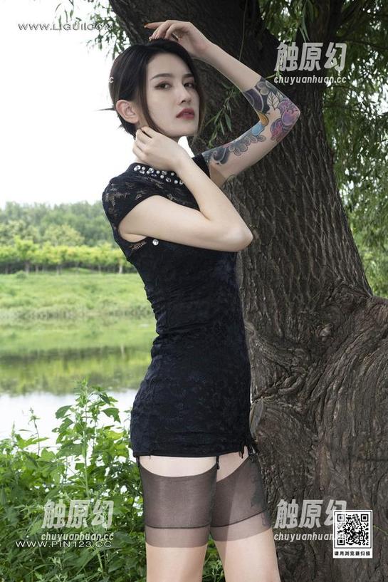 丽柜 - 抱着好奇心，点开然然的妹妹写真图集，有种不知该从何处开始的错乱。