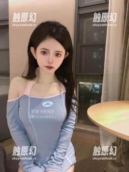 “倦倦喵的美脚盛典：其实是脚7733活动会”——分享快来参与，期待有趣转折。