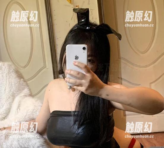 微密圈 - 可爱的肉巴在无圣光下的比基尼套图：你也许想象不到的美。
