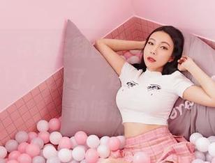 嗲囡囡 - 花嫁定制图集，SiByl李思宁的选择太让人意外了，这发型是哪个设计师的脑洞？