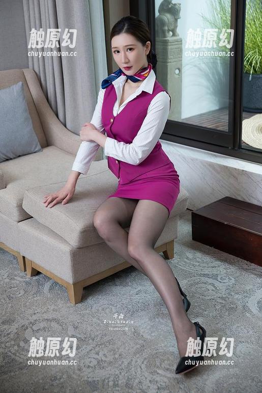 头条女神 - 艾小青的镂空写真合集：要开创“光明与隐秘”的对话，不然我是要偷偷开他的箱子才行！