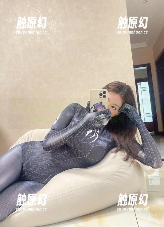 微密圈 - 秘书的秘密？全套图集里奶宝妹纸教你如何“装”的无懈可击