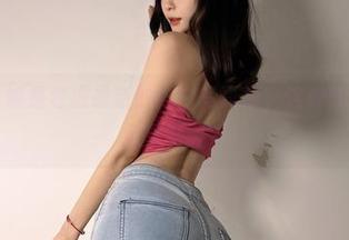 微密圈 - 妮是老虎最新的黑白写真集，这种气质如今谁能复制啊？
