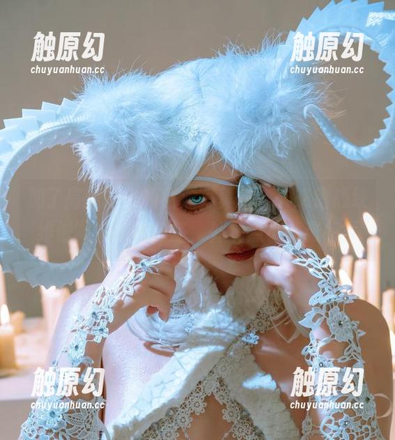 加了高清的小和甜酒写真集，“交错战线绯俐”才刚刚开场，外加点小紧张感！