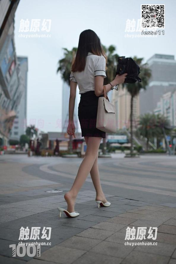 异思趣向 - 兔兔的新鲜红裙女神集，绝对不会让你失望！