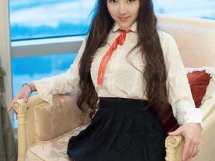 推女郎 - 娜露的作品总是那么抓眼球，这条红裙更是热得让人心潮澎湃。