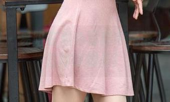 推女郎 - 易阳在黑色写真中是谁？这图册值得你细品！