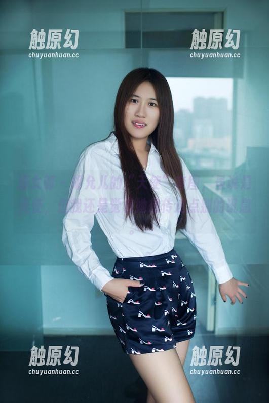 推女郎 - 胡允儿的“天使”套图，虽说是天使，但我还是觉着她想传递点别的讯息。
