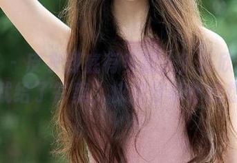 推女郎 - 皮衣到底有多撩人？连欣的这组美图就给了答案，快来分享你的想法！