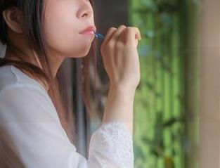 林中奇遇：无颜小天使wy变成精灵引爆想象，原图和壁纸不得不看啊！