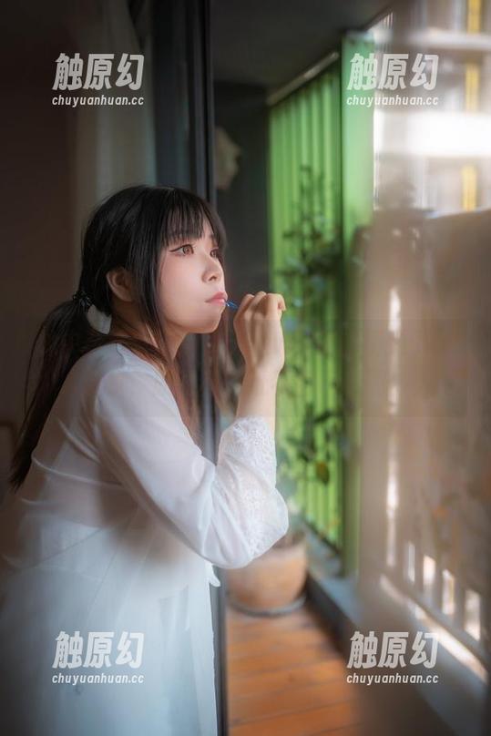 林中奇遇：无颜小天使wy变成精灵引爆想象，原图和壁纸不得不看啊！