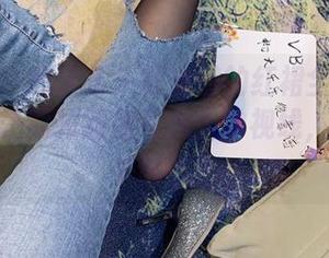 微密圈 - 杨大乐乐很靠谱的红裙全集：她说这裙子能拉动所有凡人的视线，敢不敢来试试？