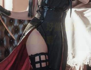 清水由乃双人美图：好像在说‘我们不只是朋友哦’！