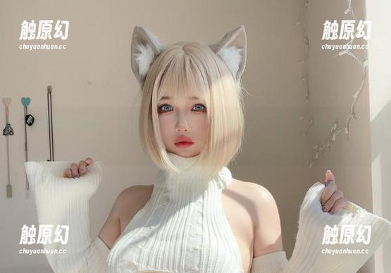 狐洛洛子分享：这只兔女郎的耳朵真的太可爱了，简直不行！