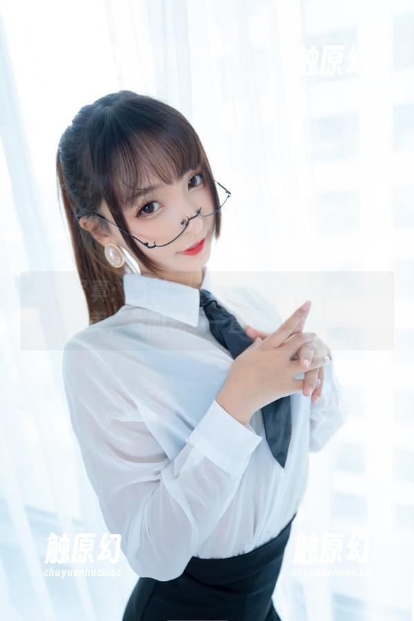私拍写真：当神楽坂真冬的长腿遇上了唯美，我的视线一直跟不上啊