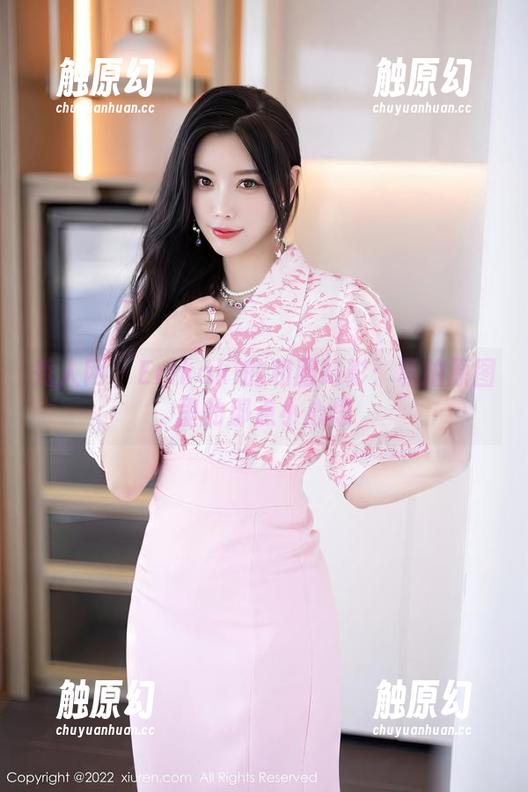 秀人网 - Erikaki的和服幻影：私拍原图里的那点小心思