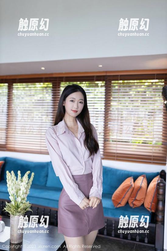 秀人网 - 花嫁美图？俞夕梦的作品让人想人鱼公主，穿个婚纱也能游得那么自如。