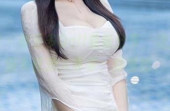 秀人网 - 养乐多Doll最新分享，这双人画面有些想入非非，你懂的。