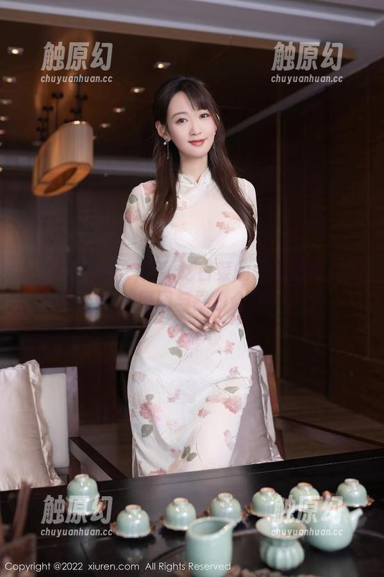秀人网 - 毛衣,我跟吃白菜的vi菜菜同步了！原图与暴露合集
