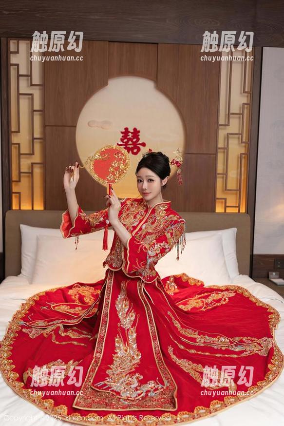 秀人网 - 完美界限在哪里？看看娜露selena的旗袍，快来评论！