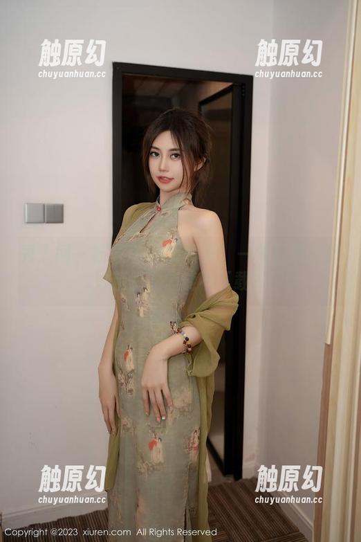 秀人网 - 筱慧icon写真集：一瞥日常的微妙精彩，怎能不下载？
