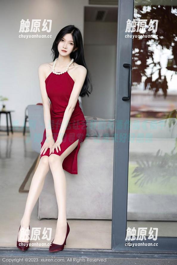 秀人网 - 是什么让艺轩的高清作品《奶牛》如此不同寻常？让我来好好想想