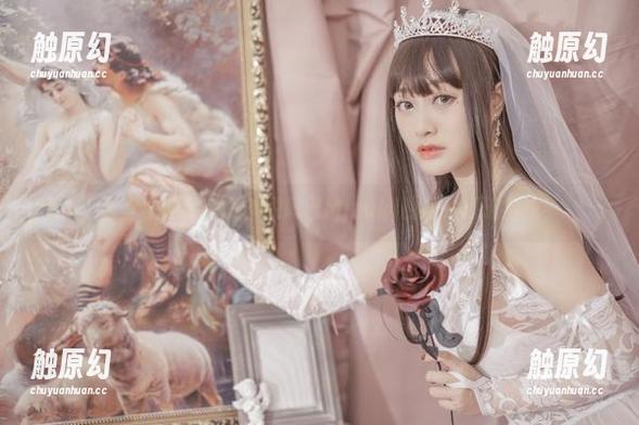 脱尾巴Mizuki 办公室也能玩cos?脱尾巴Mizuki的照片打破常规!