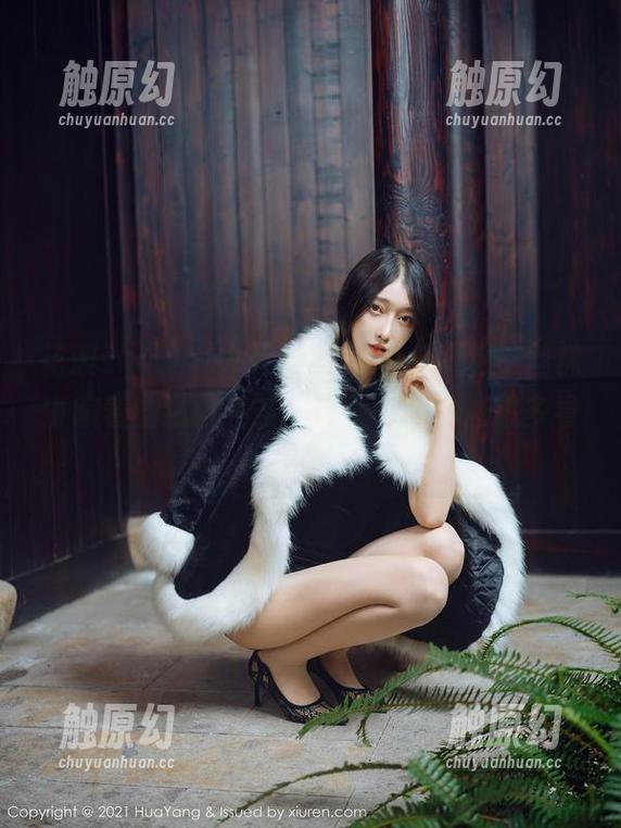 花漾show - 尤妮丝Egg的新图包，丝袜中藏着的细腻线条，让我一不小心想多看一些…