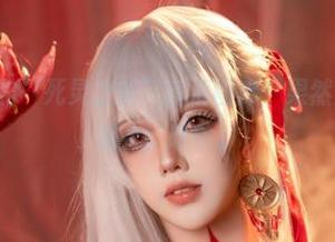 菌烨tako的“死灵之书”高清图库？果然是个奇怪的组合，哈哈。