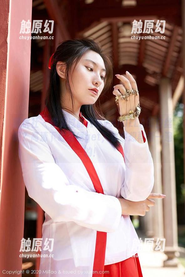 蜜桃社 - 你见过韵莉娜VANILLA的白丝吗？高清下载随便get，你会想再看一遍的！