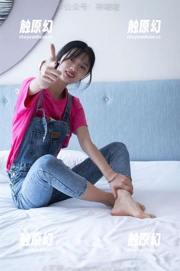 袜啵啵-砂糖 袜啵啵 - 砂糖的校服合集,像是被拉回了课堂,真有意思