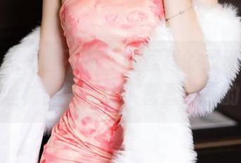 语画界 - 一言不合，程程程的灵动：吊带和朦胧丝袜合集，让人蠢蠢欲动的壁纸！