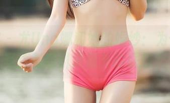 青豆客 - 尤Una娜和她的婚纱：为何每张写真都能引发意外的联想？
